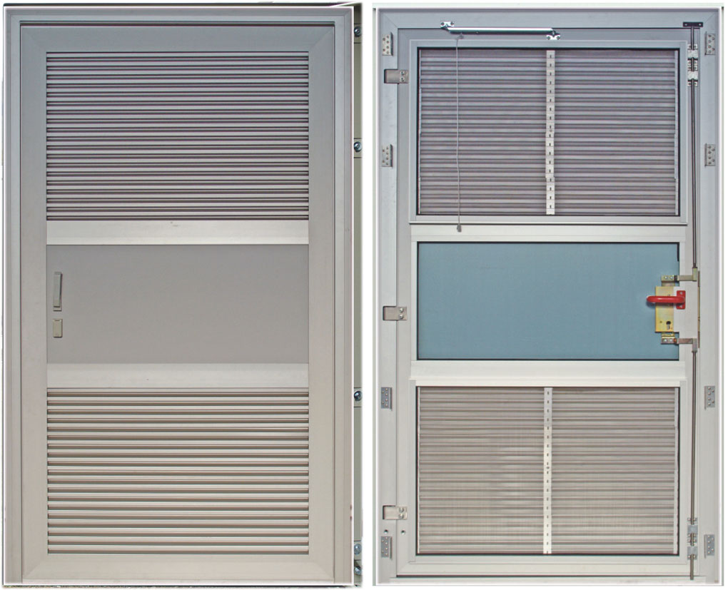 Aluminum door, ventilation grille above/below