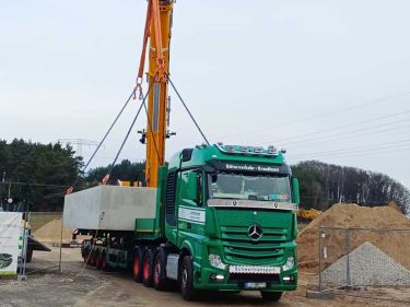 Auffangwanne-Scheidt-auf-der-Baustelle